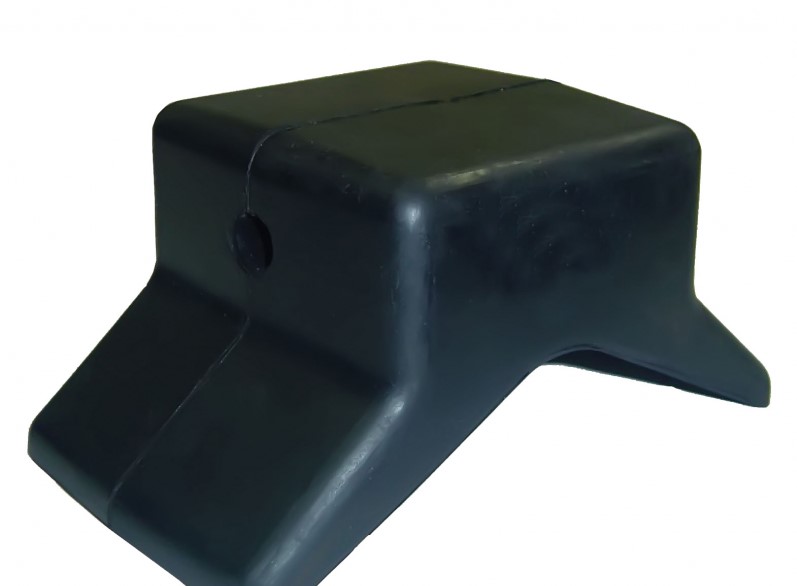 Упор килевой для форштевня катера 175х100 мм 210222 в интернет Магазине Аллигатор Красноярск