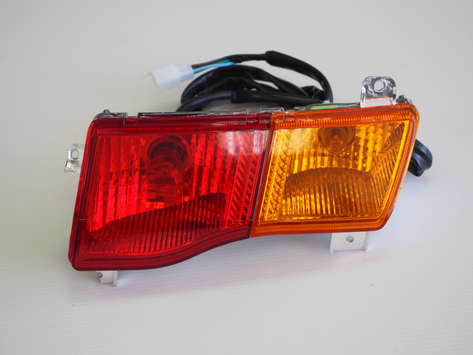 Фонарь стоп-сигнала, правый 9020-160230 в интернет Магазине Аллигатор Красноярск