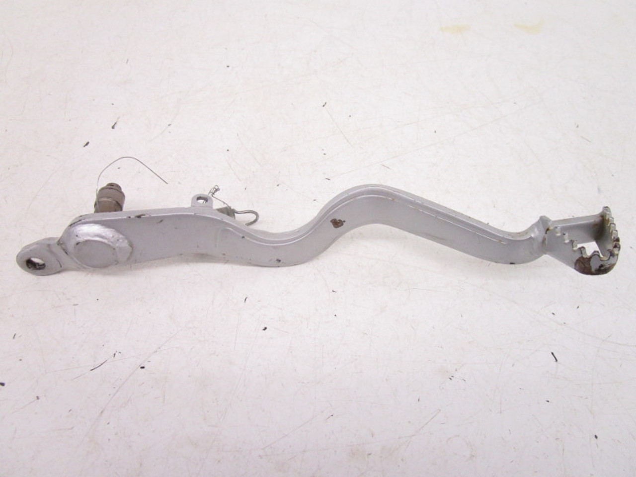 Ножка тормоза Kawasaki 43001-0110 в интернет Магазине Аллигатор Красноярск