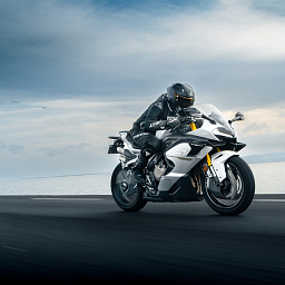 Новая модель CFMOTO 750SR-S. Премиальный спорт-байк.