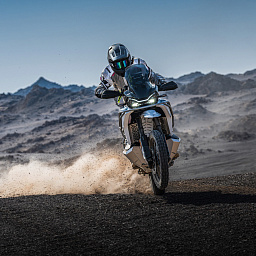 Новые модели CFMOTO 1000МТ-Х Sport и Touring (ABS)